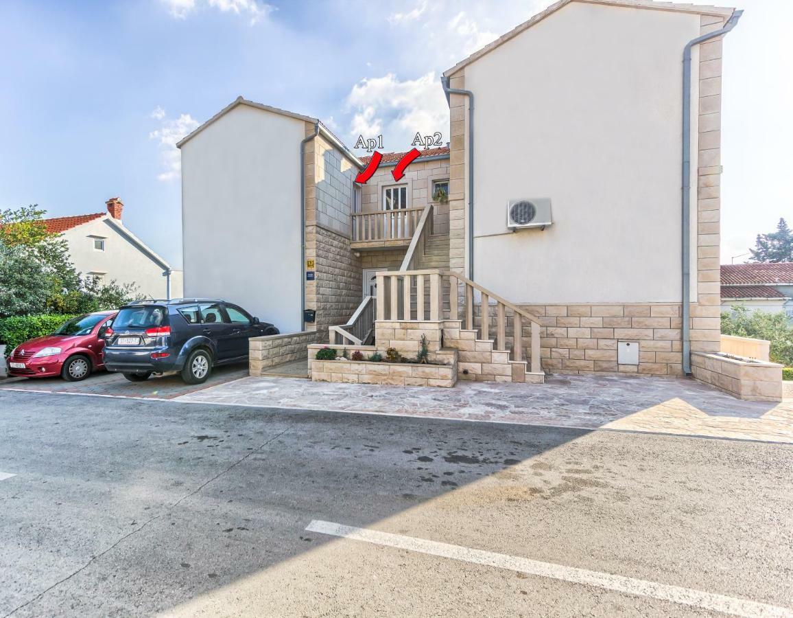 Apartments Katarina Bol Exterior foto