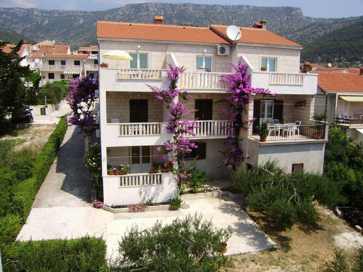 Apartments Katarina Bol Exterior foto
